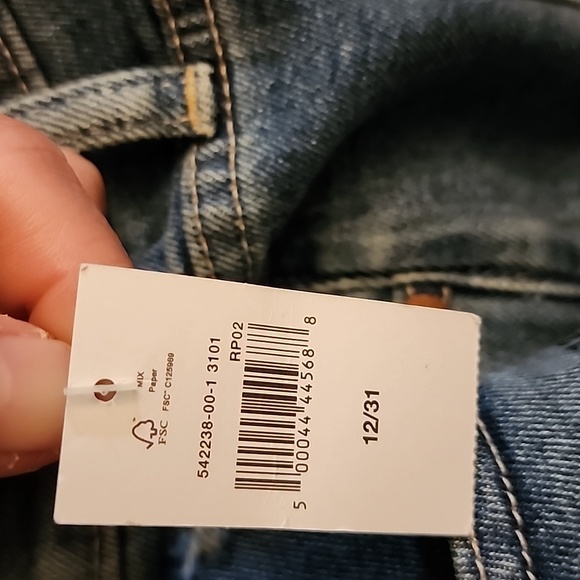 Short - Picture 3 of 3